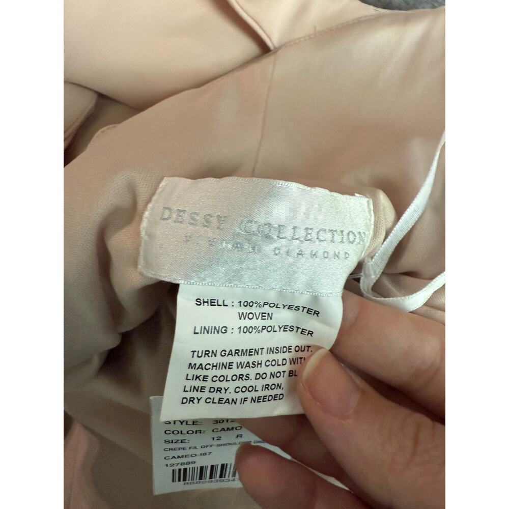 NWT Dessy OFF-THE-SHOULDER CUFF TRUMPET GOWN WITH FRONT SLIT CAMEO Size 12‎ R - Picture 8 of 14